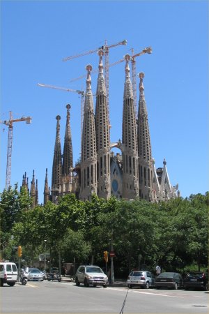 The day started (obviously) at the Temple Expiatori de la Sagrada Familia.