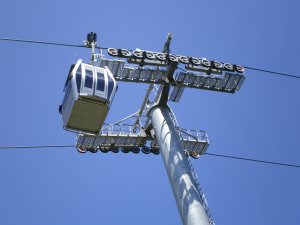 The park also has innovative and scary means of transport.